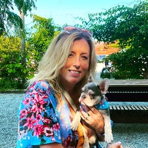 Meet your Posher, Laura